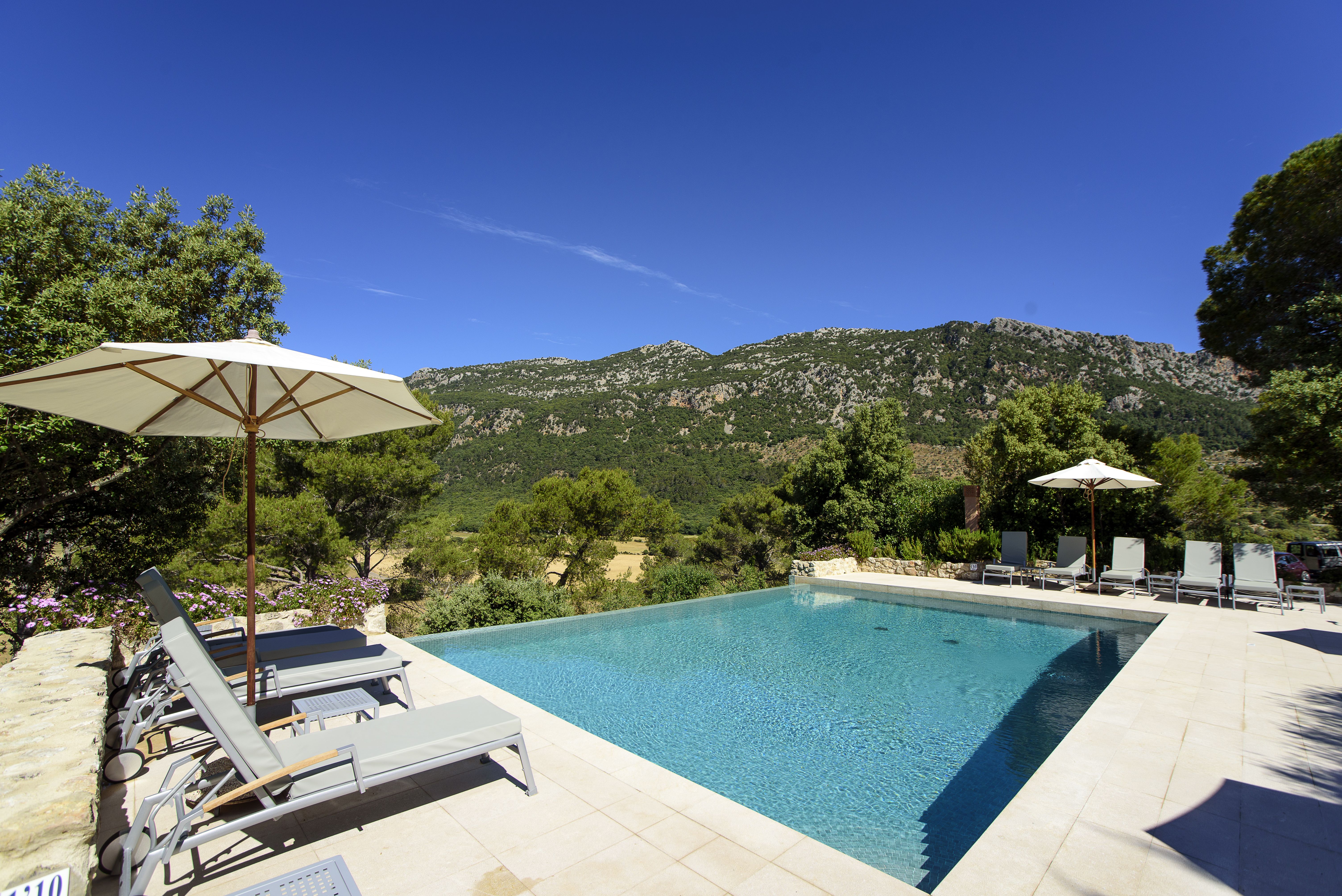 Orient-Coll des Bosc-Cúber-Coll de L'Ofre -Orient